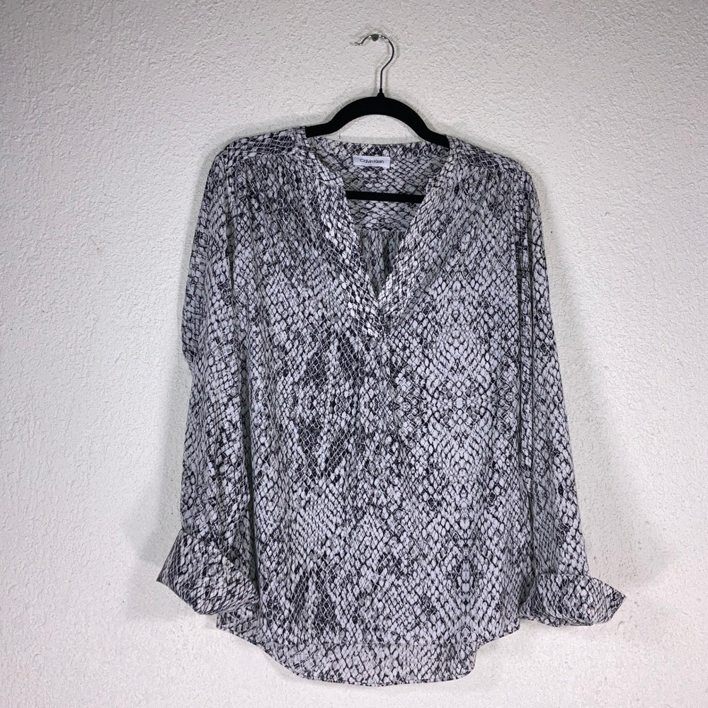 Calvin Klein Womens Snakeskin Print V-Neck Blouse Grey Black S88TG531
